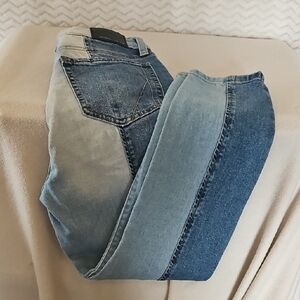 KENDALL AND  KYLIE Junior size Two-Tone Blue Jeans.